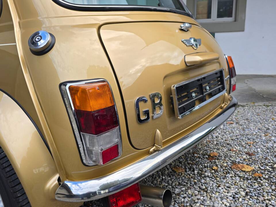 Immagine 23/32 di Mini Cooper 1.3i MPI (2000)