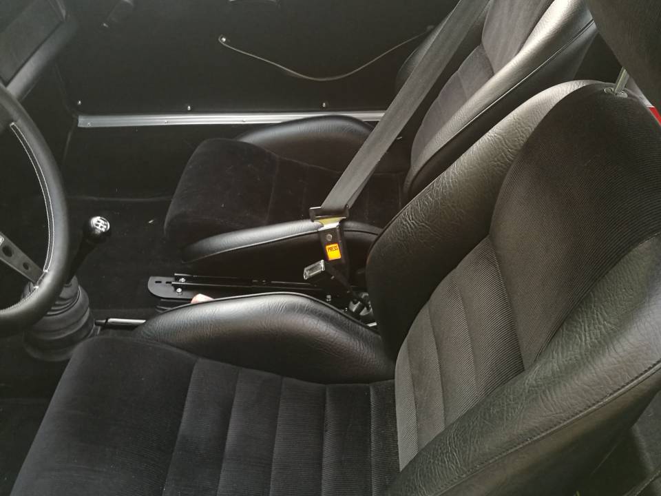 Bild 8/8 von Porsche 911 2.7 (1976)