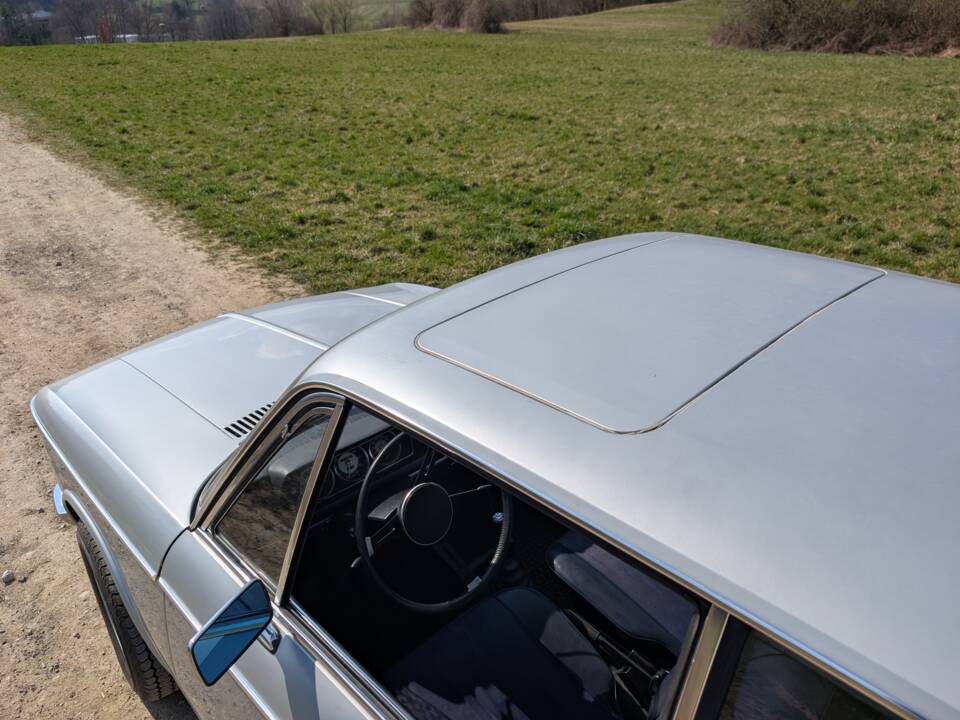 Image 19/41 of BMW 2002 (1968)