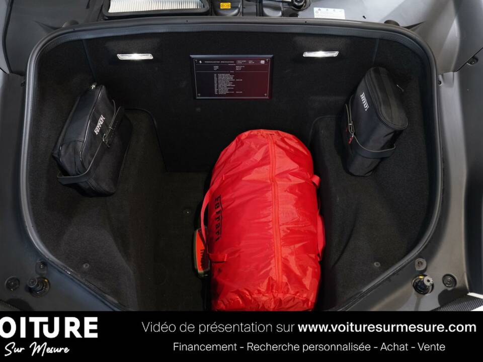 Image 44/50 of Ferrari 488 GTB (2015)