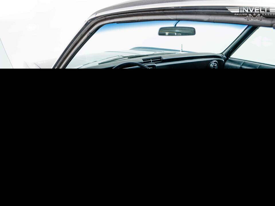 Image 10/16 of Oldsmobile Toronado (1967)