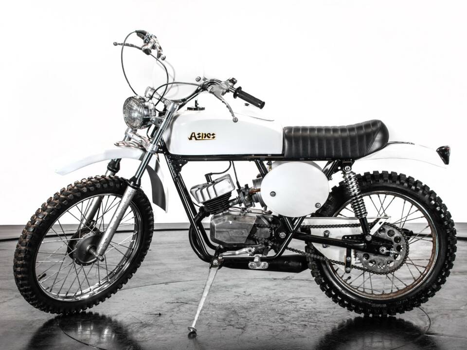 Image 1/21 of Aspes DUMMY (1974)