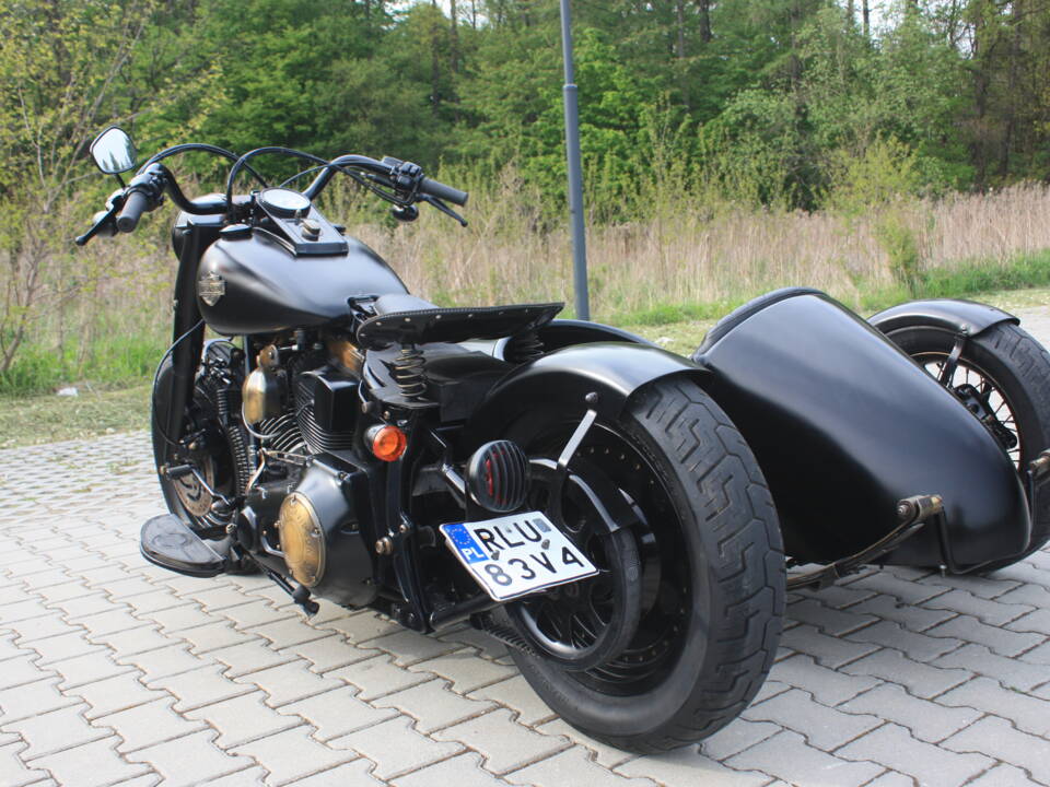Image 29/33 of Harley-Davidson DUMMY (2004)