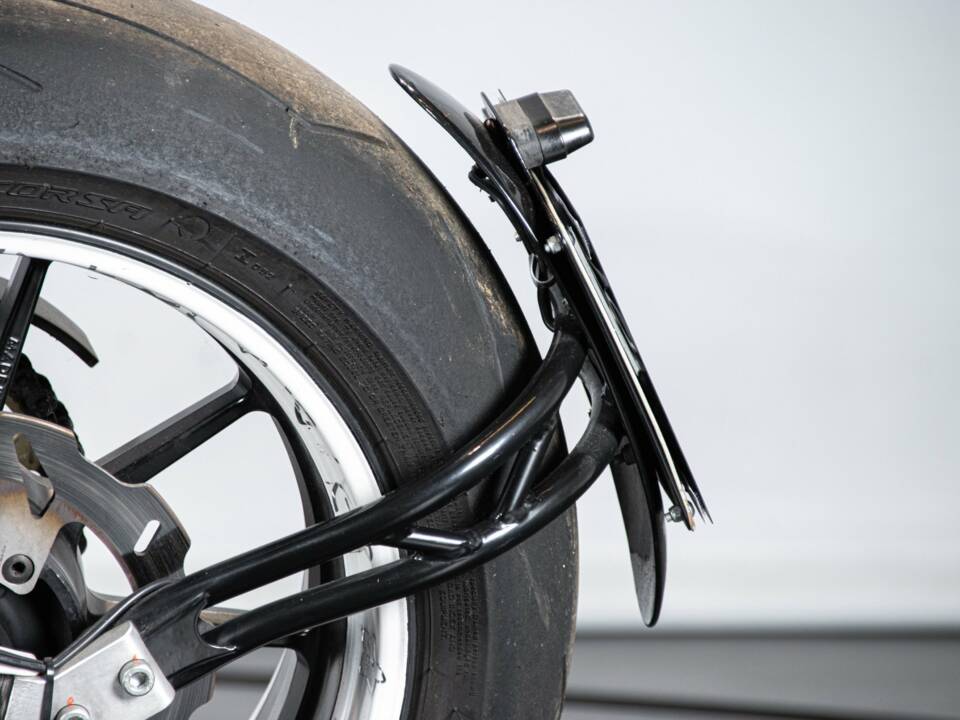 Image 14/50 of Yamaha DUMMY (2007)