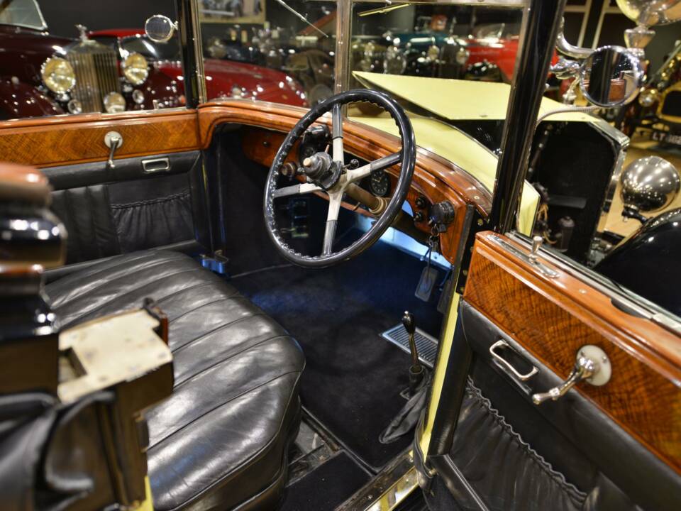 Bild 46/50 von Rolls-Royce 20 HP Doctors Coupe Convertible (1929)