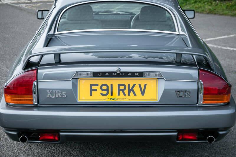 Image 31/36 of Jaguar XJR-S V12 Le Mans (1988)