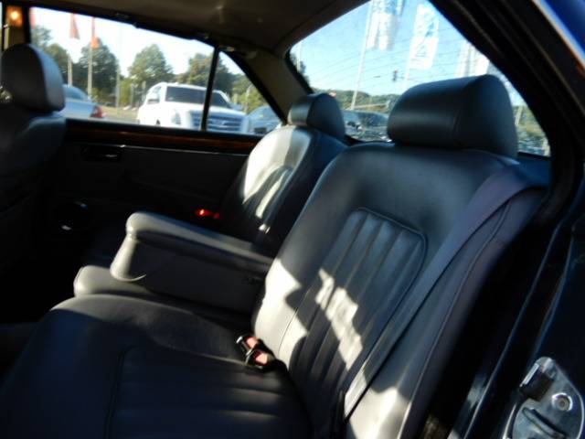 Bild 21/27 von Daimler Double Six (1991)