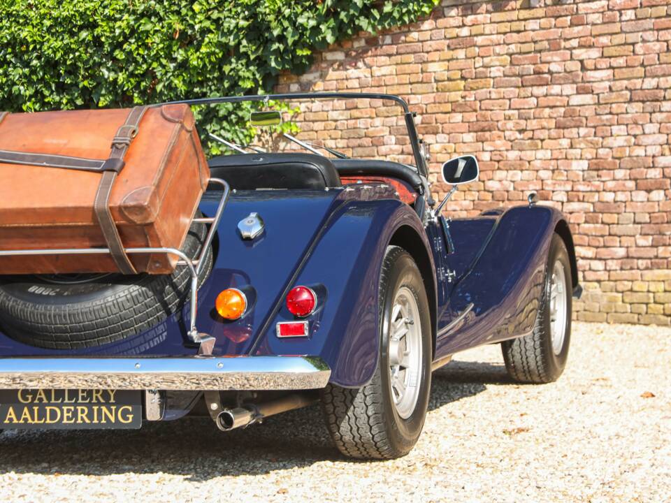 Image 41/50 of Morgan Plus 8 (1982)