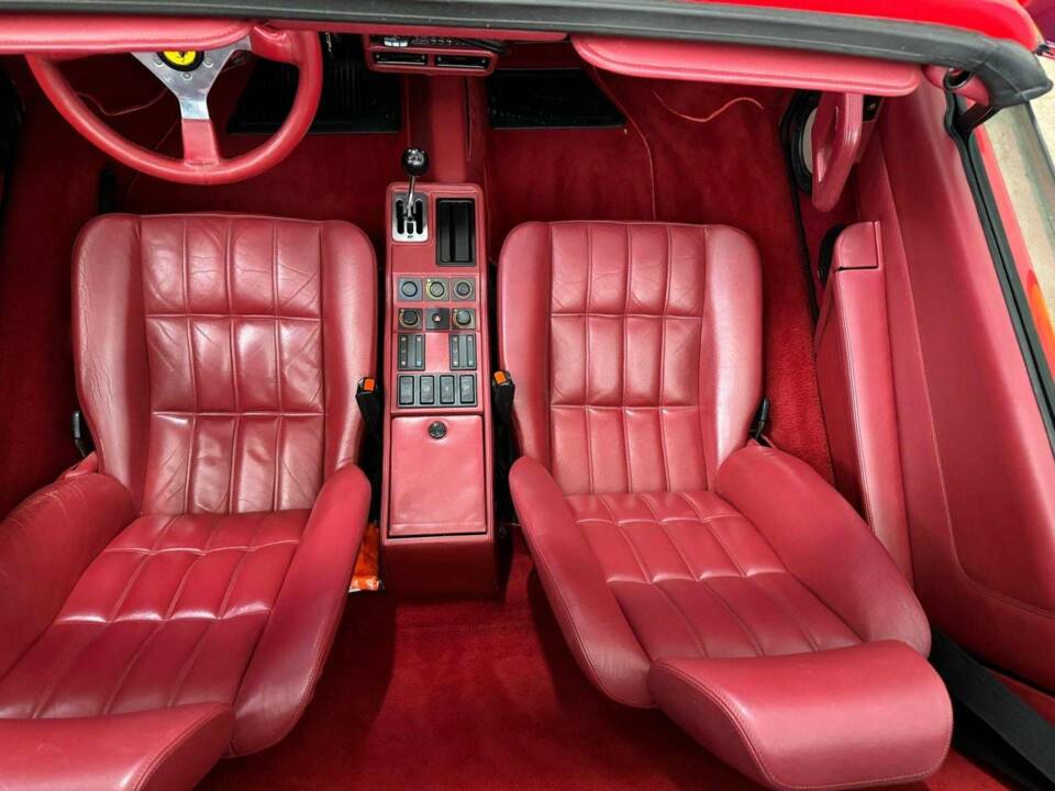 Immagine 13/19 di Ferrari 328 GTB (1988)