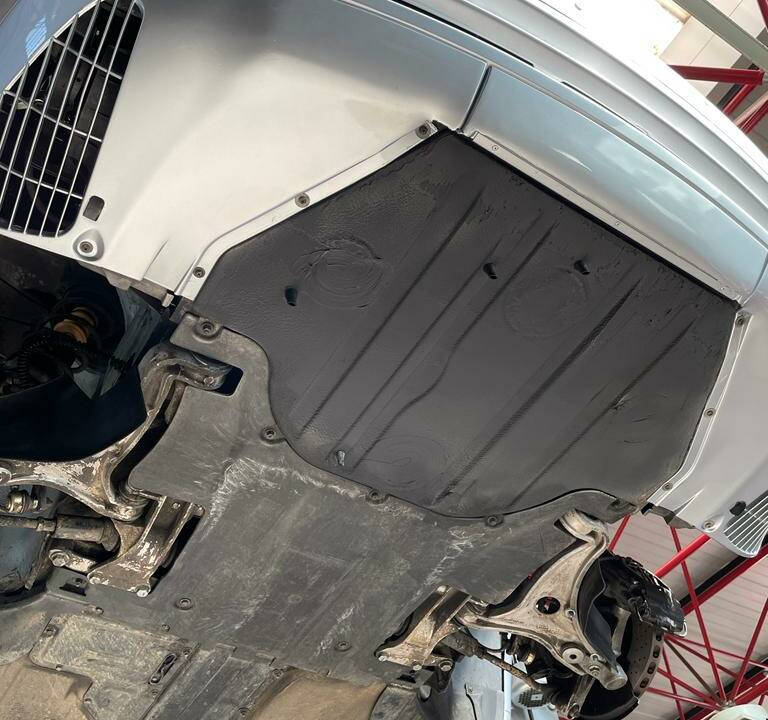 Immagine 33/34 di Porsche 911 Carrera (1996)