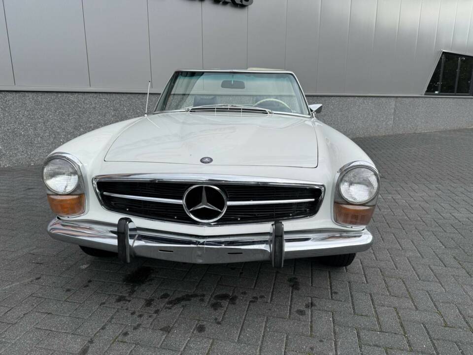 Image 5/50 of Mercedes-Benz 280 SL (1971)