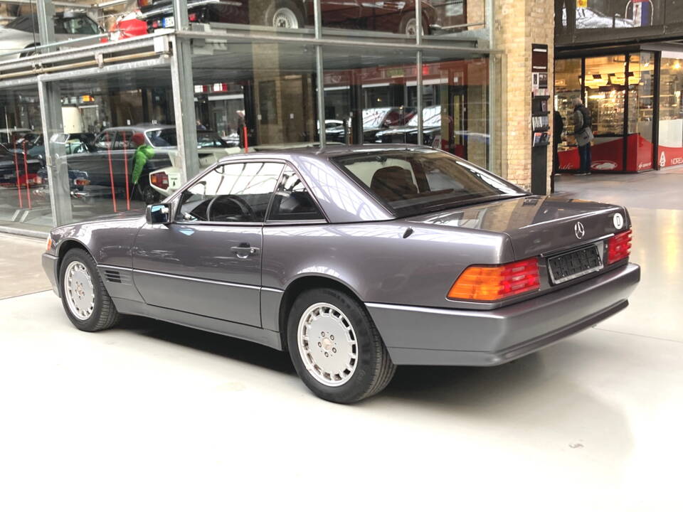 Image 9/49 of Mercedes-Benz SL 280 (1995)