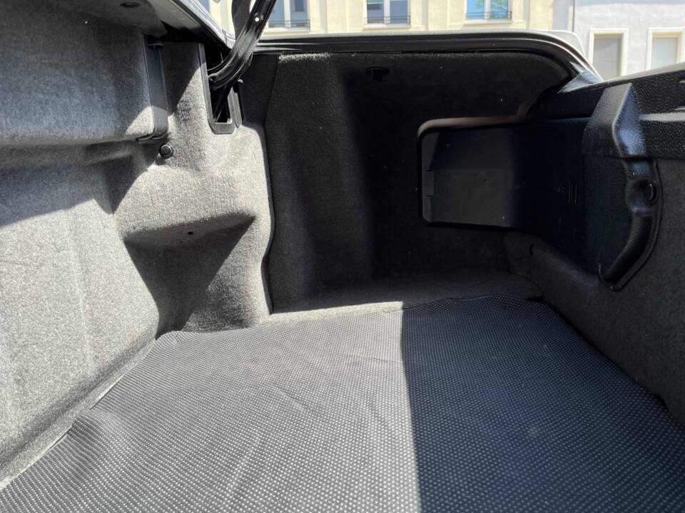 Image 20/24 of Mercedes-Benz SL 600 (1993)