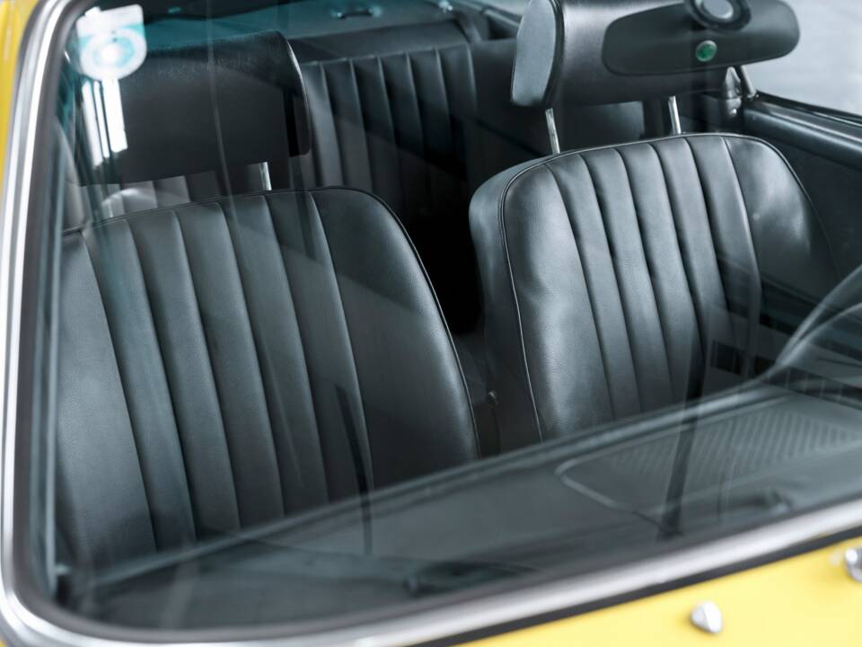 Bild 24/50 von Porsche 911 2.4 T (1971)