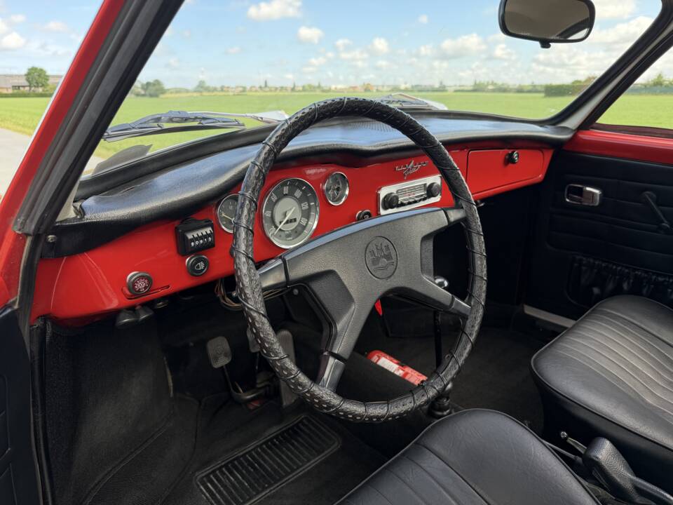 Bild 18/78 von Volkswagen Karmann Ghia 1600 (1970)