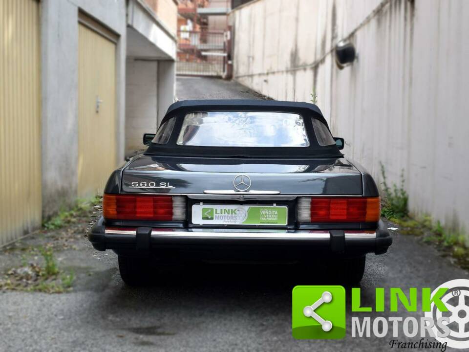 Image 4/10 of Mercedes-Benz 560 SL (1986)