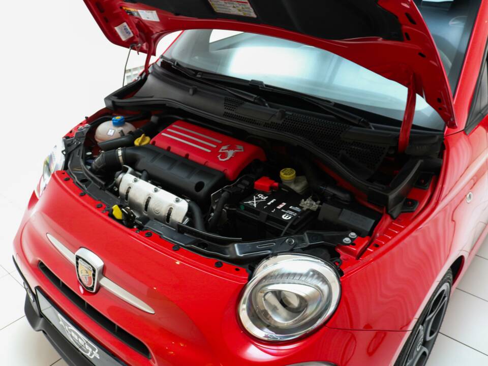 Imagen 10/13 de Abarth 595 1.4 Turbo T-Jet Pista (2018)