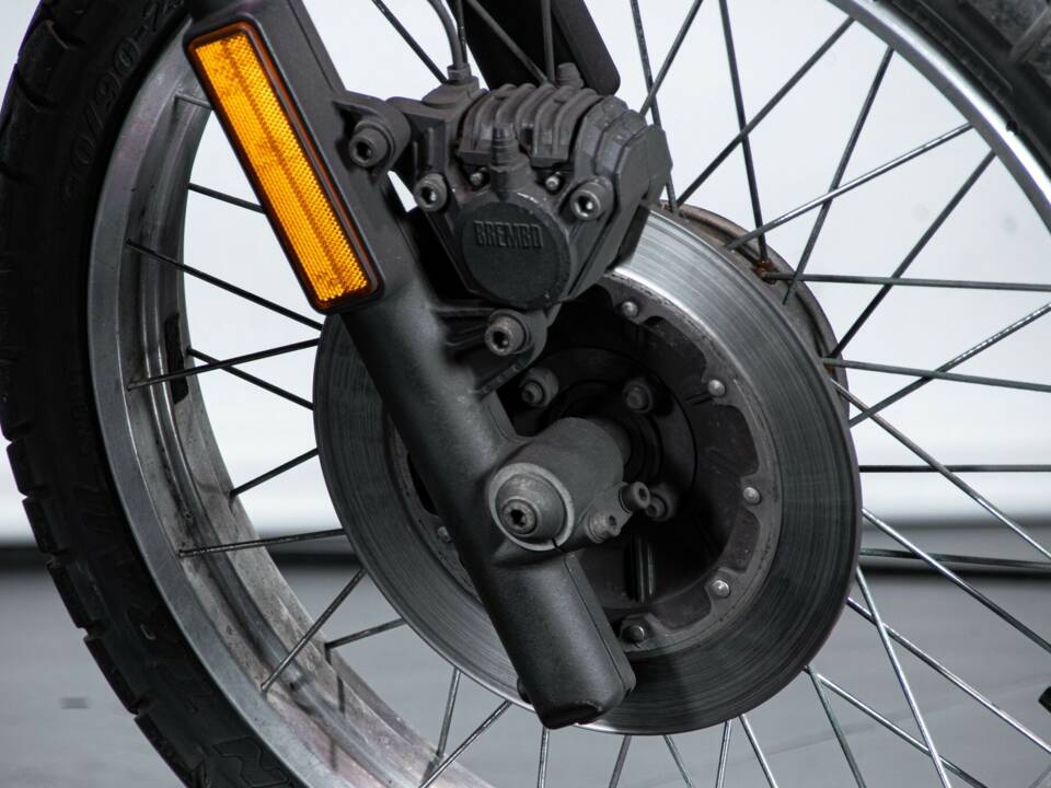 Image 44/50 de BMW R 80 GS (1989)