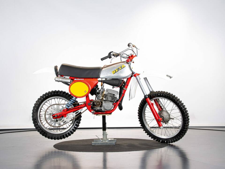 Image 5/37 of Beta RC 125 (1978)