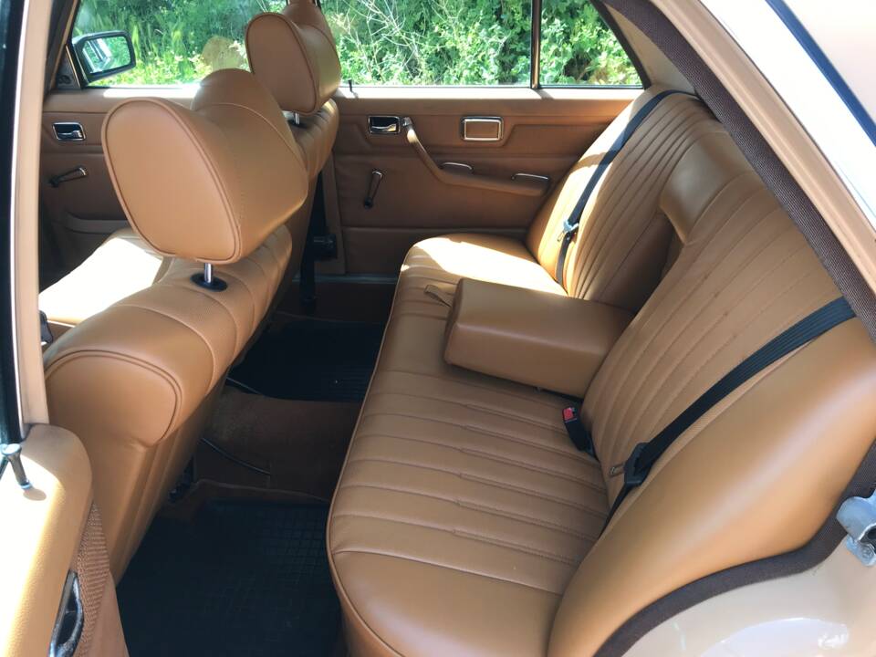 Image 5/10 of Mercedes-Benz 280 (1975)