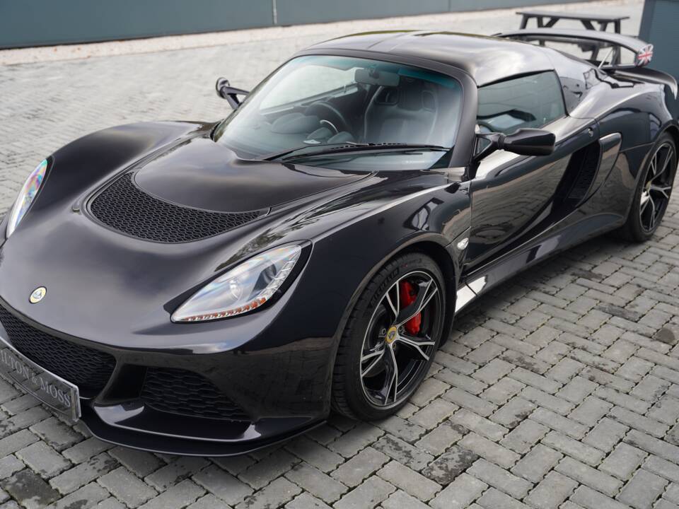 Image 22/50 of Lotus Exige S (2014)