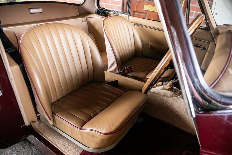 Image 30/34 of Jaguar XK 150 SE FHC (1958)