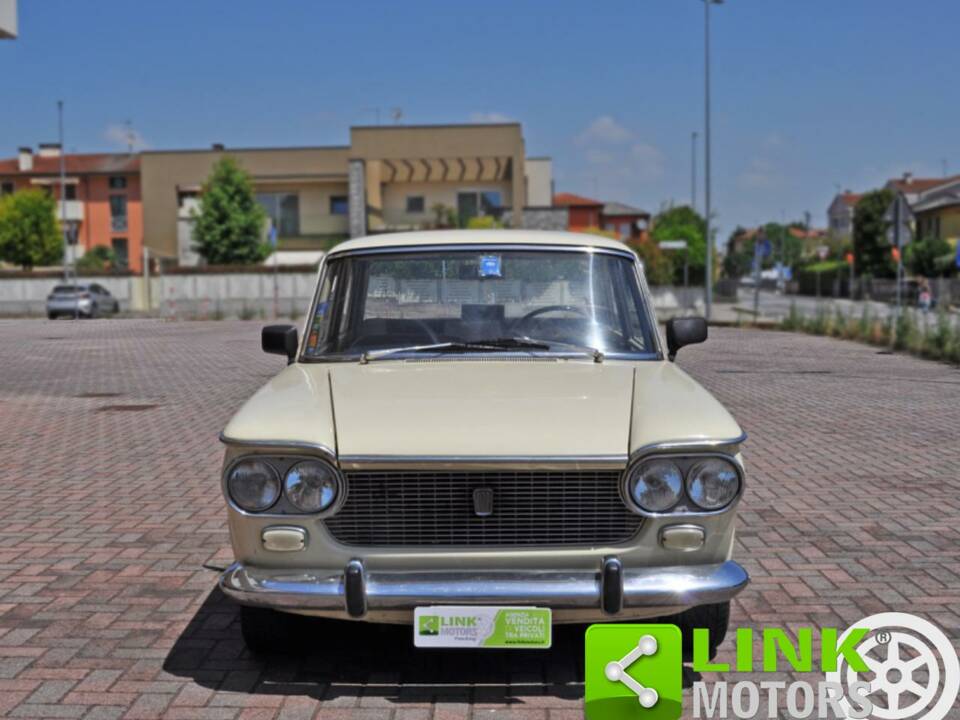 Image 2/10 of FIAT 1500 (1961)
