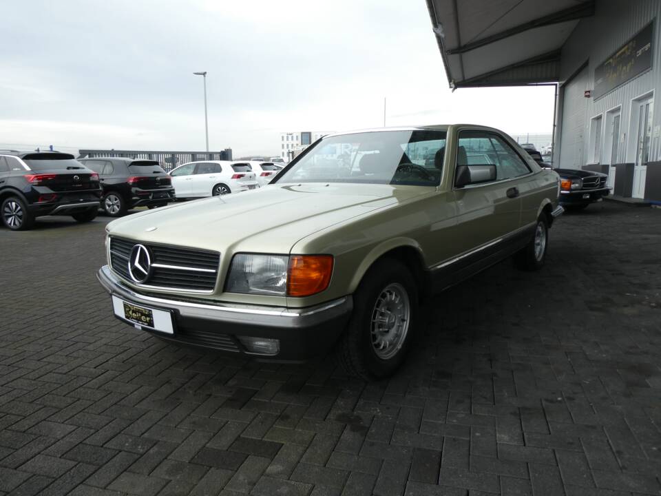 Image 3/23 of Mercedes-Benz 380 SEC (1982)