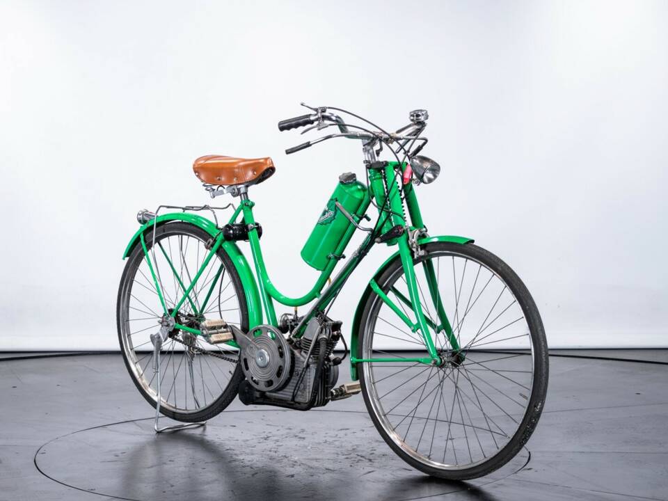 Image 4/47 of Ducati Cucciolo (1948)