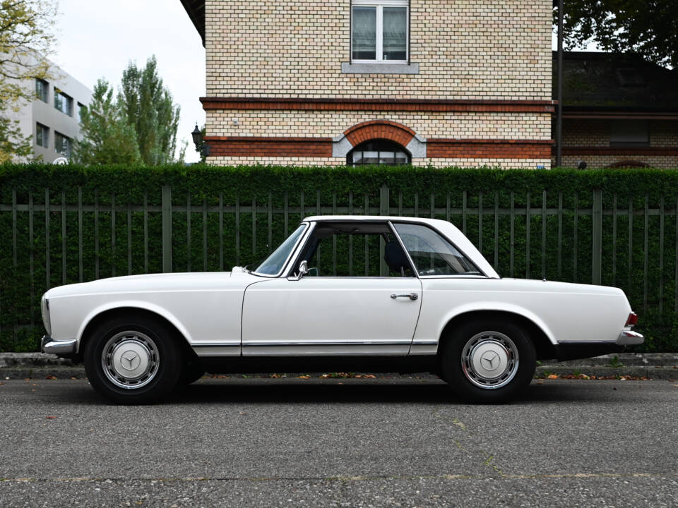 Image 8/38 de Mercedes-Benz 280 SL (1968)