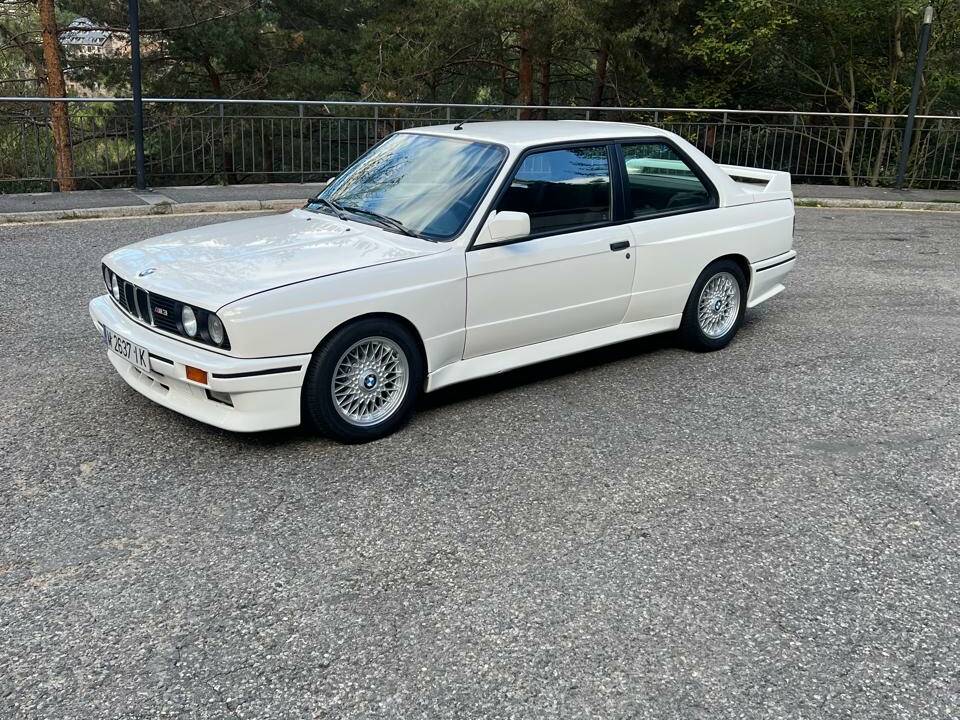 Bild 16/88 von BMW M3 (1988)