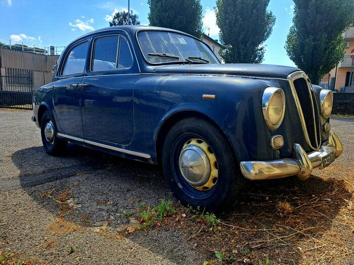 Image 6/7 de Lancia Appia C10 (1957)