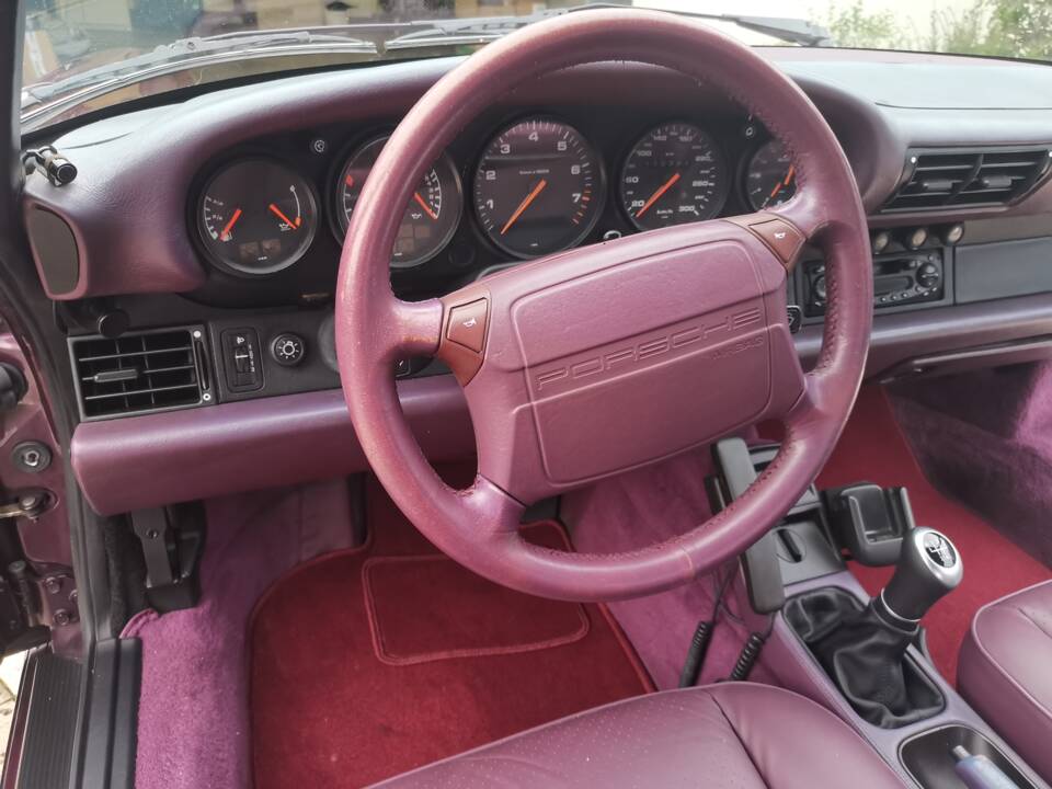 Image 31/51 of Porsche 911 Carrera 2 (WTL) (1990)