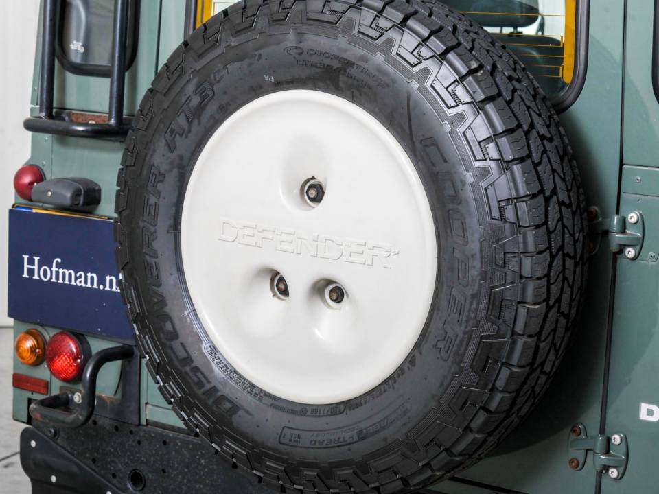 Image 35/50 of Land Rover Defender 90 TD4 (2008)