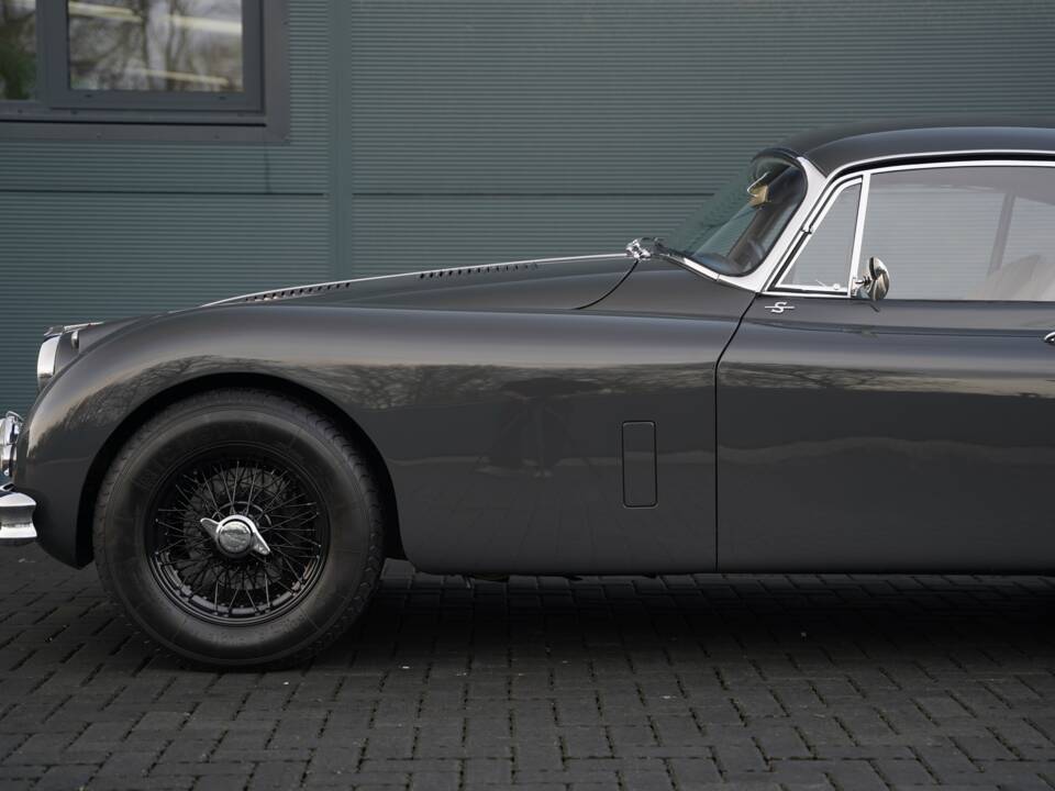 Bild 9/50 von Jaguar XK 150 3.8 S FHC (1960)