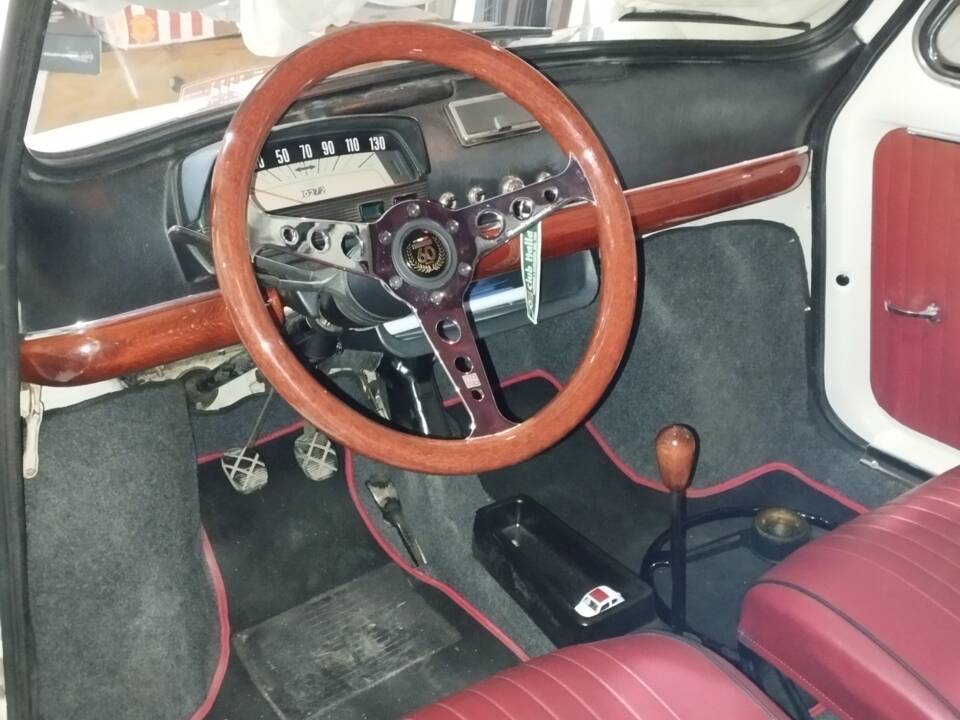 Bild 40/54 von FIAT 500 L (1969)