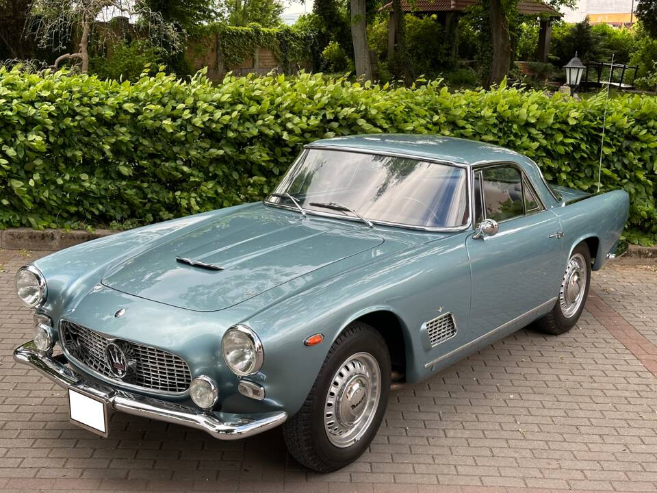 Bild 14/33 von Maserati 3500 GTI Touring (1961)