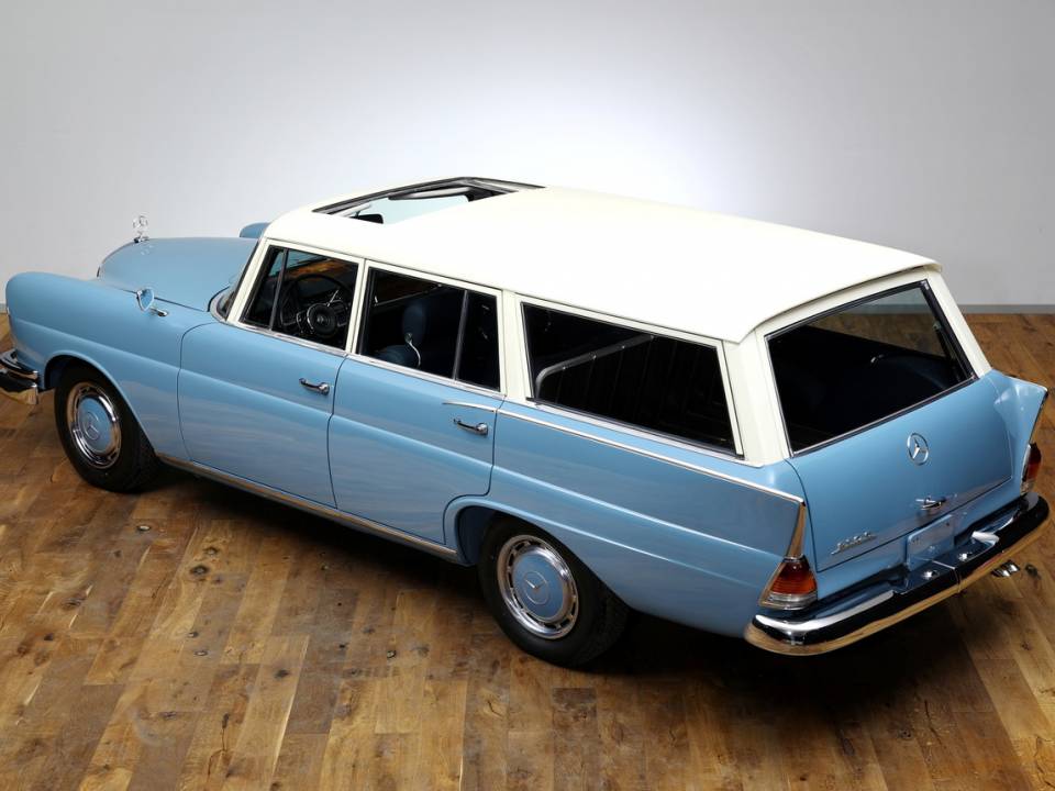 Bild 8/35 von Mercedes-Benz 230 S Universal (1968)