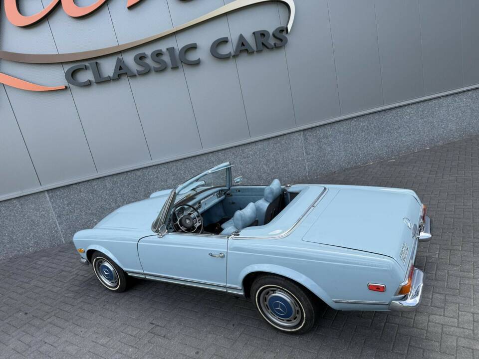 Image 7/43 de Mercedes-Benz 280 SL (1969)