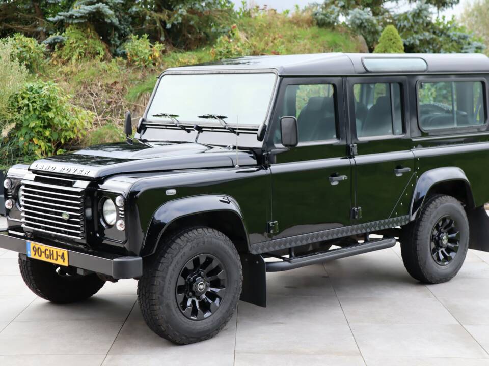 Bild 8/50 von Land Rover Defender 130 Double Cab (2007)