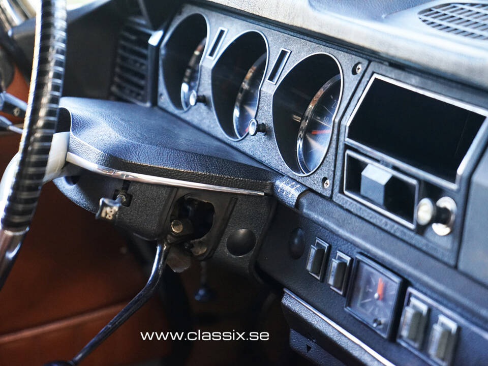 Image 4/24 of Citroën DS 23 IE (1975)