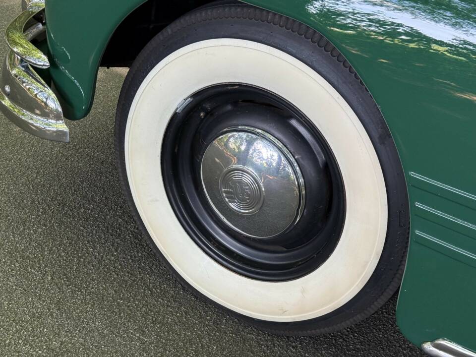 Bild 10/32 von Pontiac Streamliner (1948)