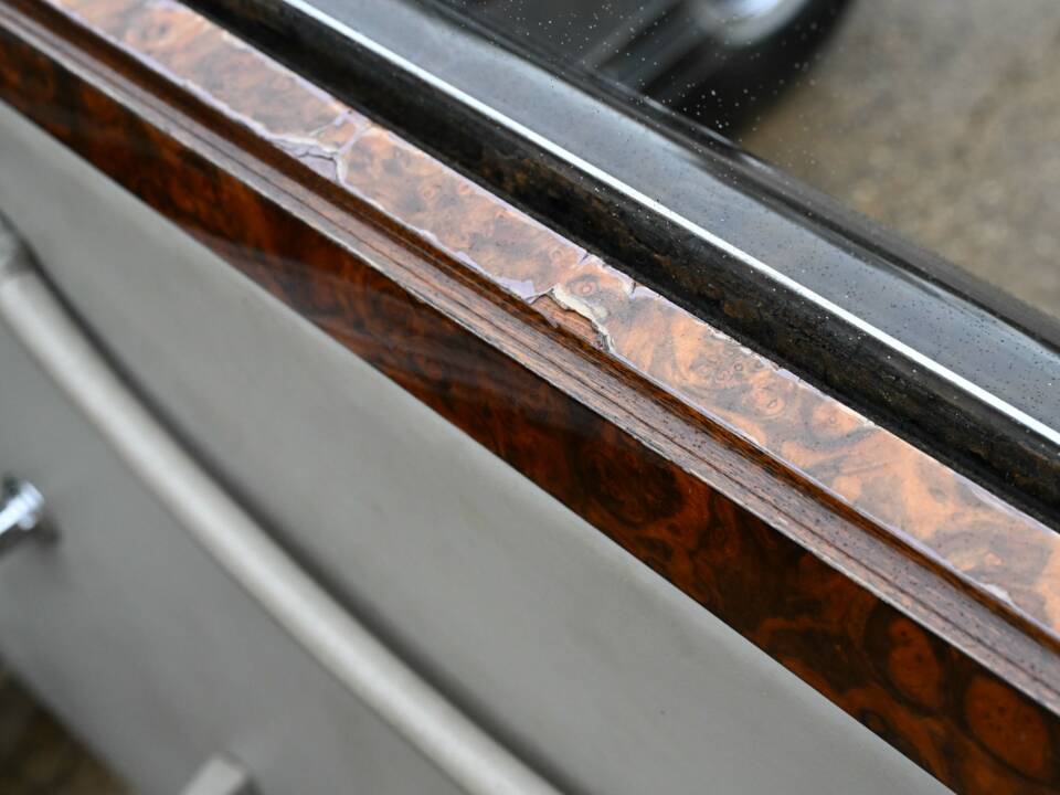 Image 20/40 of Bristol 410 (1968)