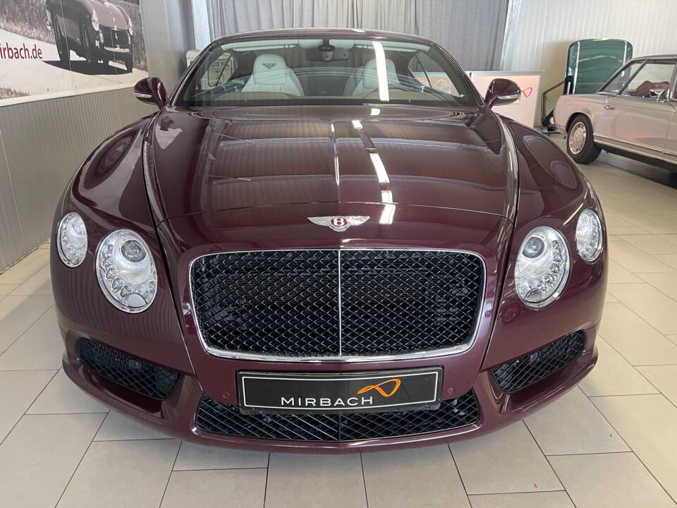 Image 5/20 of Bentley Continental GT V8 (2012)