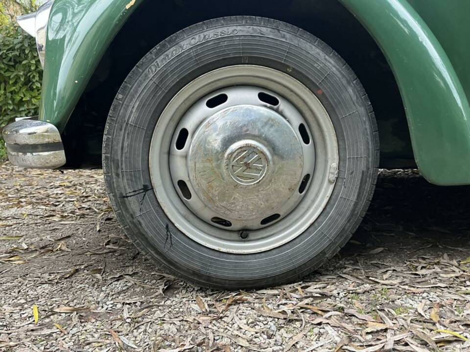 Image 25/43 of Volkswagen Beetle 1200 (1970)