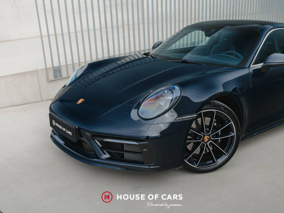 Imagen 10/50 de Porsche 911 Carrera 4S &quot;Belgian Legend Edition&quot; (2020)