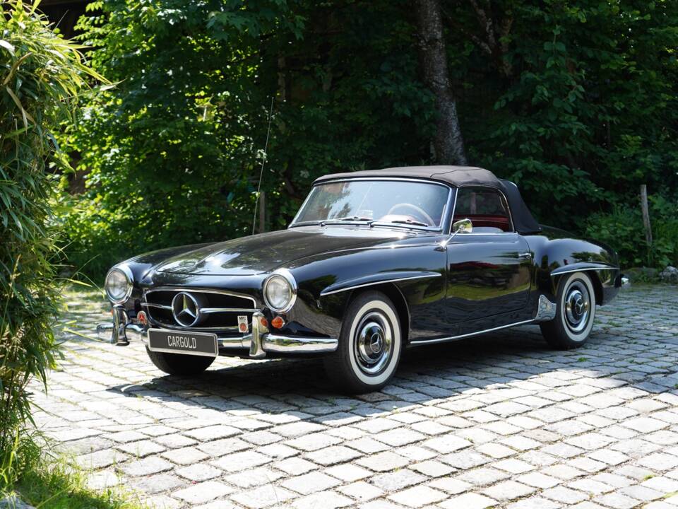 Image 14/16 of Mercedes-Benz 190 SL (1963)