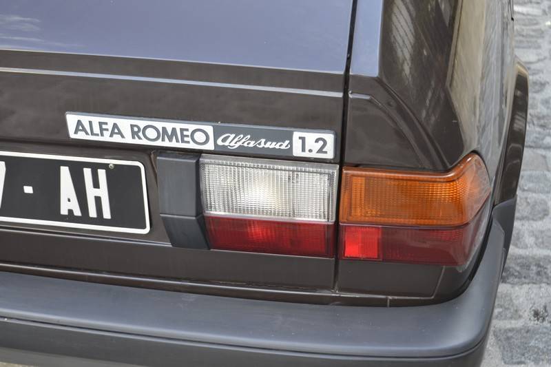 Bild 38/68 von Alfa Romeo Alfasud 1.2 (1981)