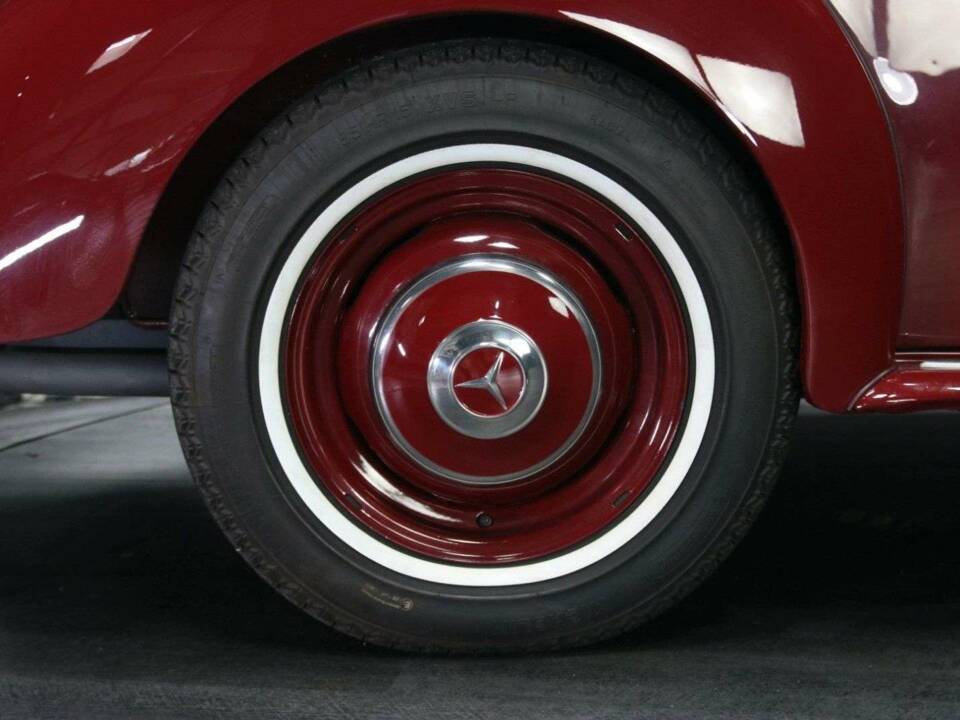 Bild 47/50 von Mercedes-Benz 220 Cabriolet A (1952)