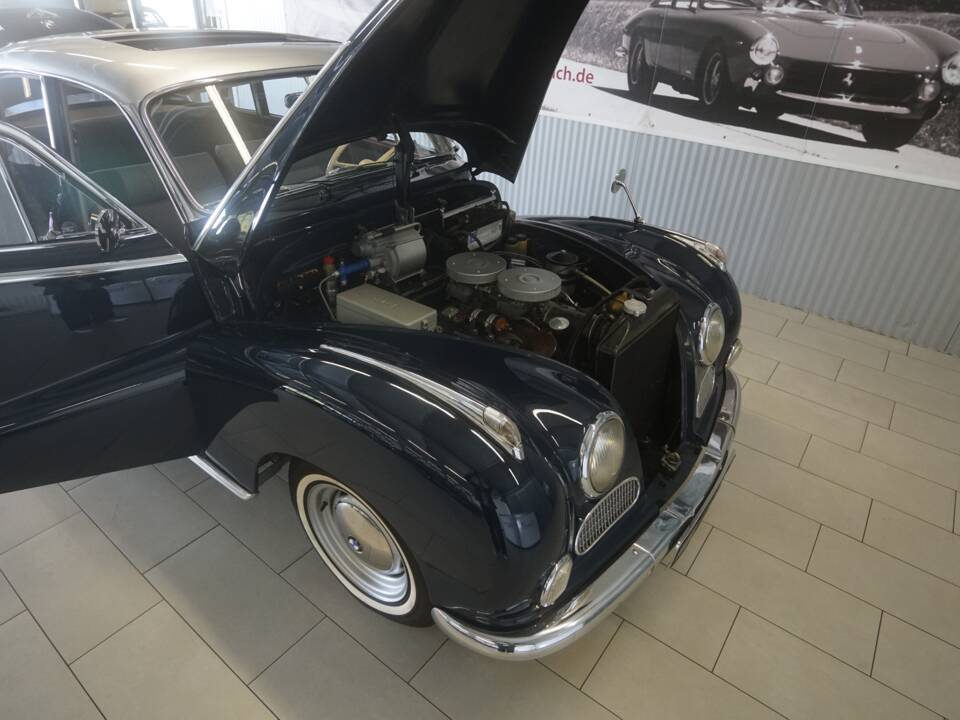 Image 18/33 of BMW 3200 S (1961)